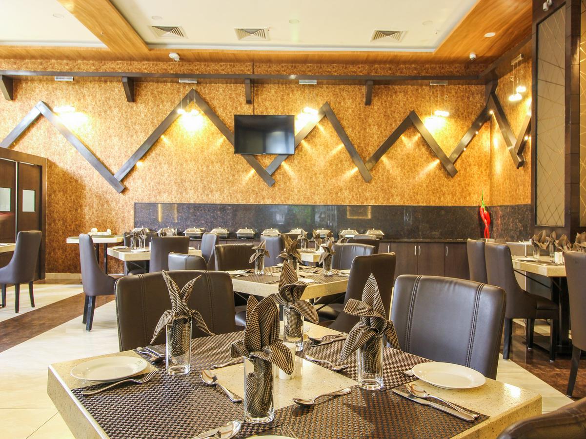 Rio Meridian Hotel Mysore Eksteriør bilde