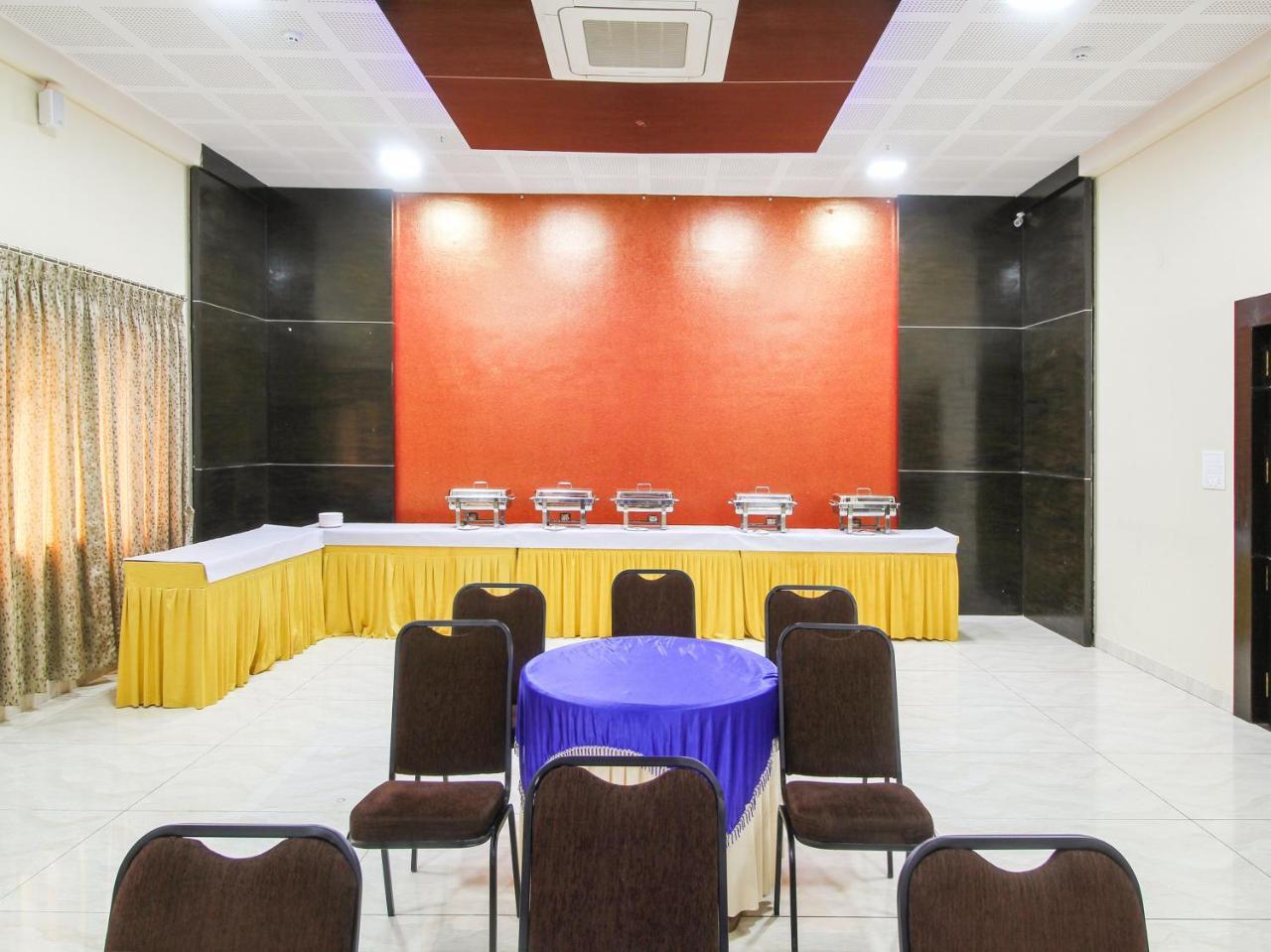 Rio Meridian Hotel Mysore Eksteriør bilde